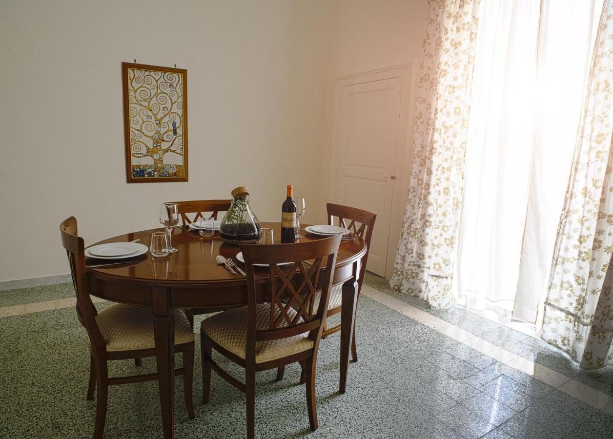 Corte Nicolaiana Apartments By Wonderful Italy Барі Екстер'єр фото